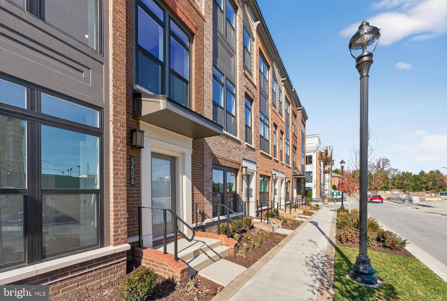 5506 Topaz Ln Bethesda, MD 20816