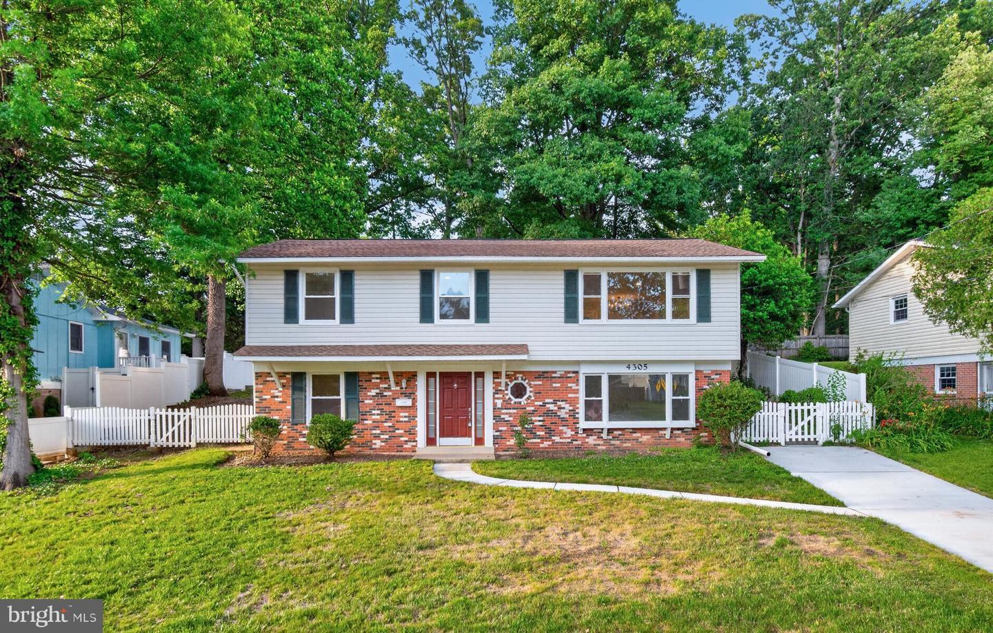 4305 Bel Pre Rd Rockville, MD 20853